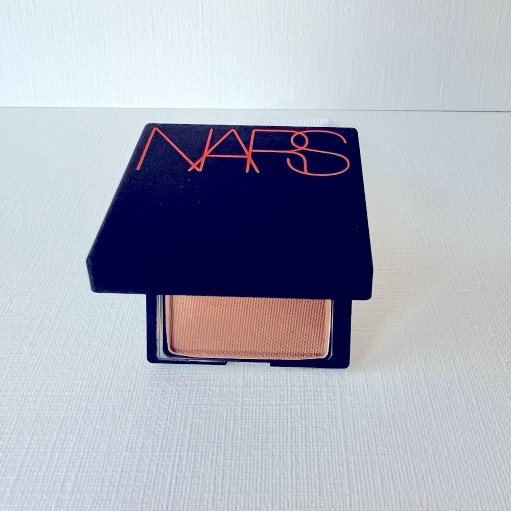 NARS Laguna Bronzer Powder - Picture 2 of 11